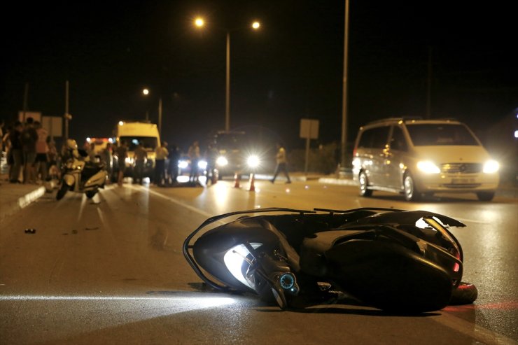 Fethiye'de otomobille çarpışan motosikletteki 1 kişi öldü, 1 kişi yaralandı