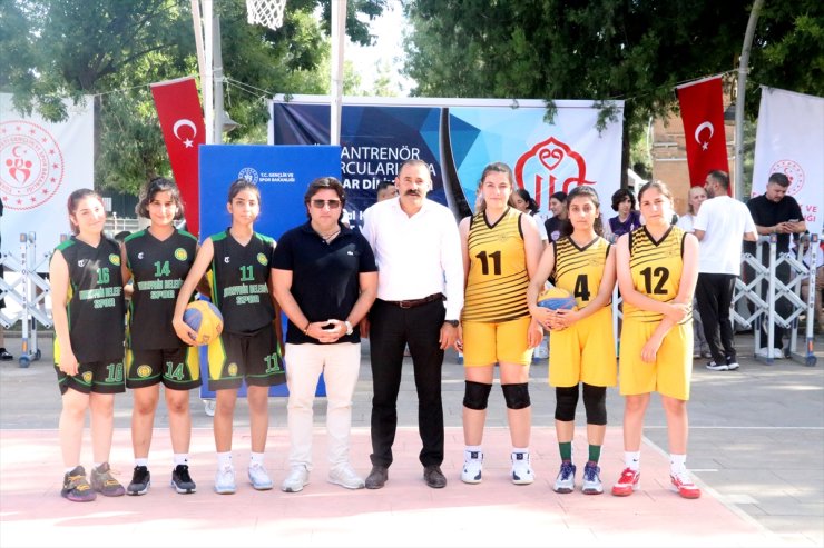 Siirt'te "Sokaklar Bizim 3x3 Basketbol Gençlik Kupası" finalleri başladı
