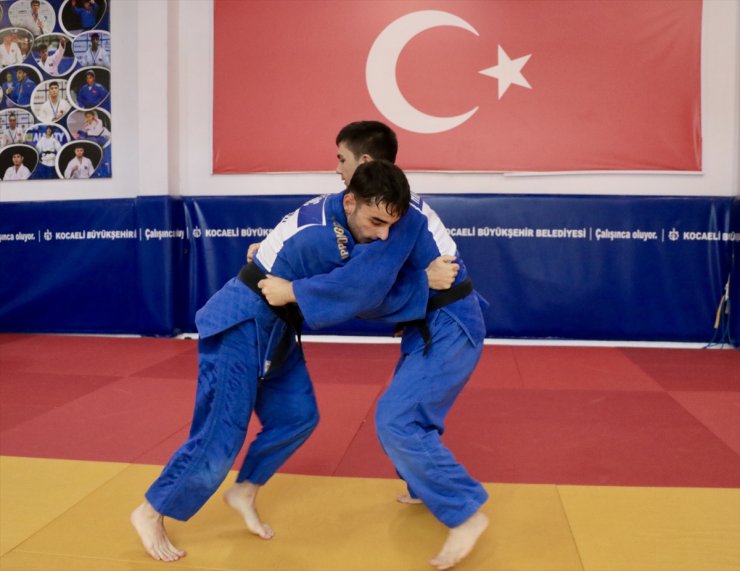 Genç judocular, Avrupa ve dünya şampiyonaları provası için Çekya'da tatamiye çıkacak