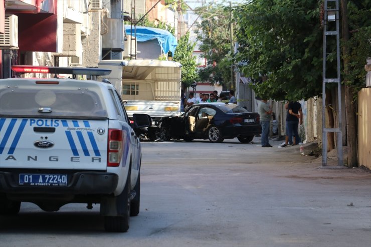 Adana'da otomobilinde silahlı saldırıya uğrayan kişi öldü