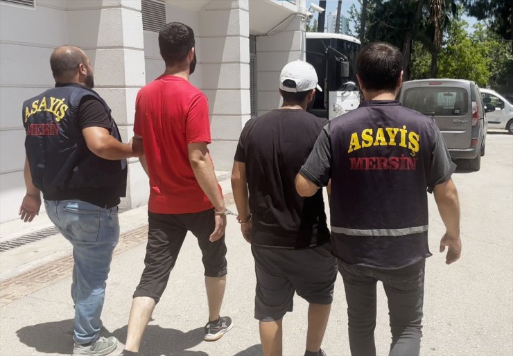 Mersin'de anahtarı kopyalanan aracın çalınıp parçalanarak satıldığı iddiasına 2 tutuklama