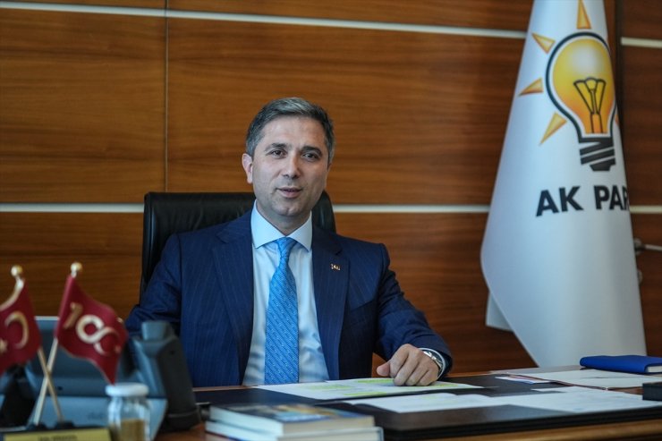 AK Parti Genel Başkan Yardımcısı Sırakaya'dan UEFA'nın Merih Demiral soruşturmasına tepki: