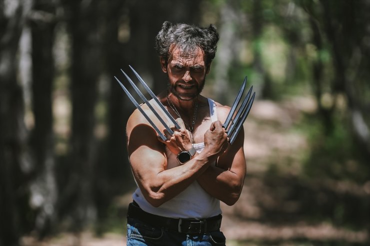 "Yerli Wolverine" verdiği pozlarla film sahnelerini aratmıyor