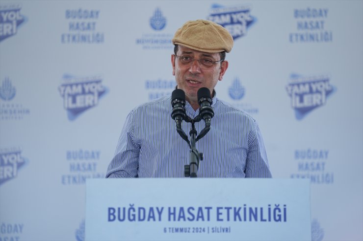 İBB Başkanı İmamoğlu, Silivri'de "Buğday Hasat Etkinliği"ne katıldı