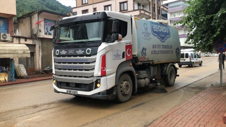 Ordu'da yağışın etkili olduğu iki ilçede hasar tespiti yapılıyor