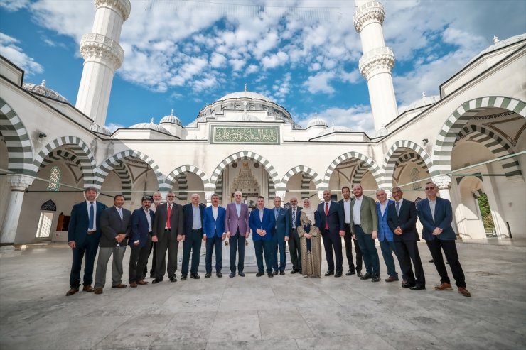 TBMM Başkanı Kurtulmuş, ABD'deki Müslüman toplum liderleriyle bir araya geldi