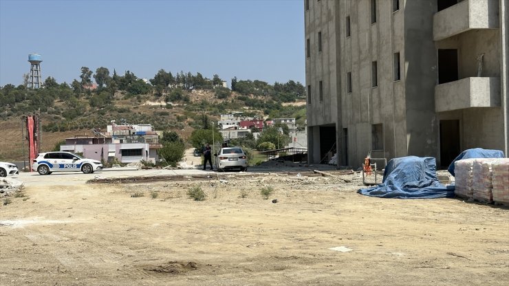 Adana'da inşaattan düşen işçi yaşamını yitirdi