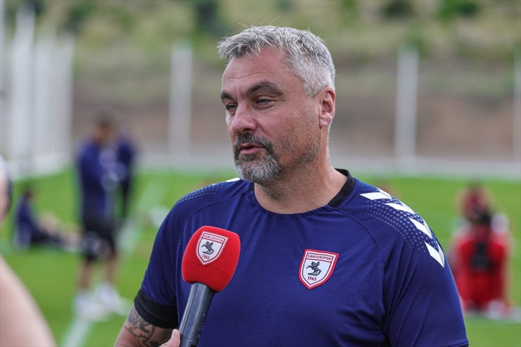 Samsunspor "geçiş oyunu" çalışıyor