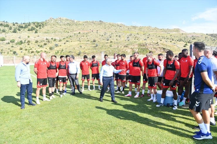 Erciyes Yüksek İrtifa Kamp Merkezi'nde sezona hazırlanan takımlar tesislerden memnun