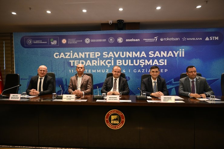 Gaziantep'te savunma sanayi firmalarının temsilcileri ile sanayiciler buluştu