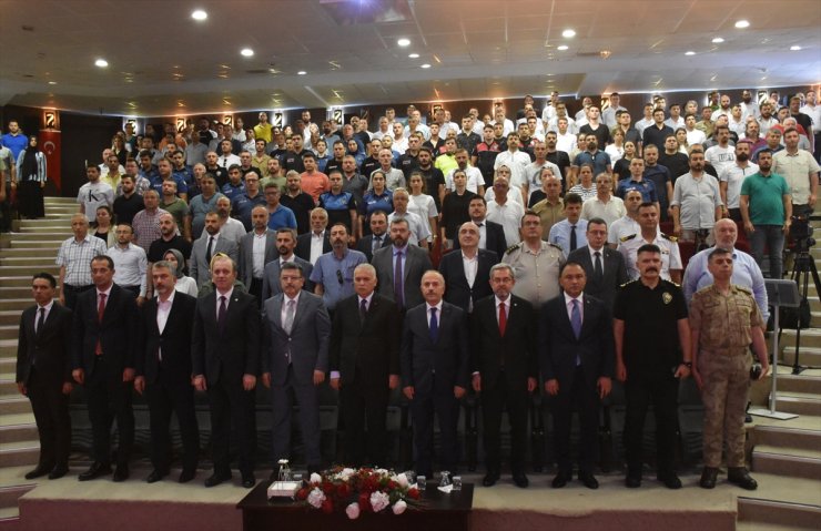 Trabzon'da "Gazi Meclis'te O Gece" konulu konferans düzenlendi