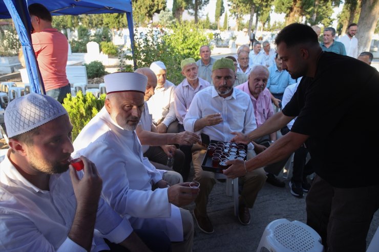 Eski İskeçe Seçilmiş Müftüsü Ahmet Mete kabri başında anıldı