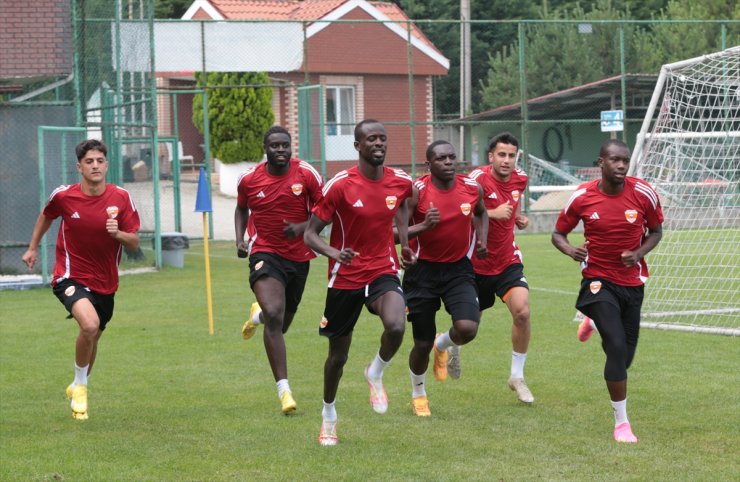 Adanaspor, yeni sezon öncesinde Bolu'da güç depoluyor