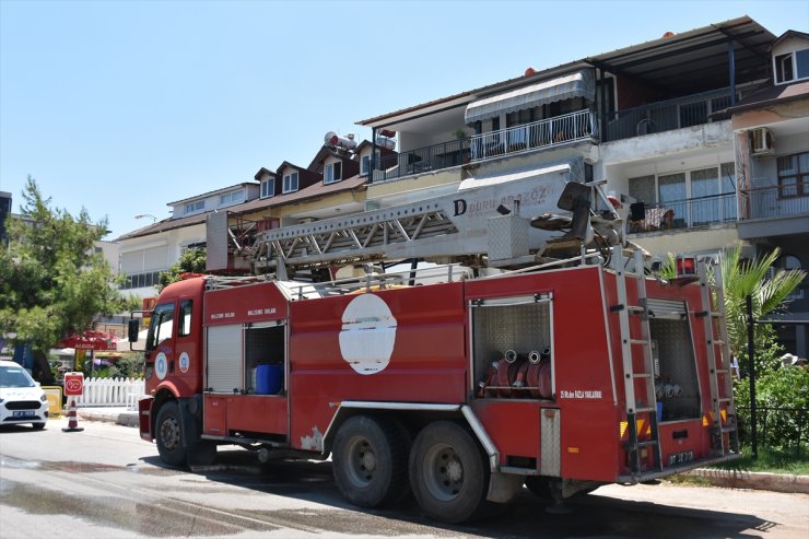 Antalya'da günübirlik kiralanan dairede yangın çıktı