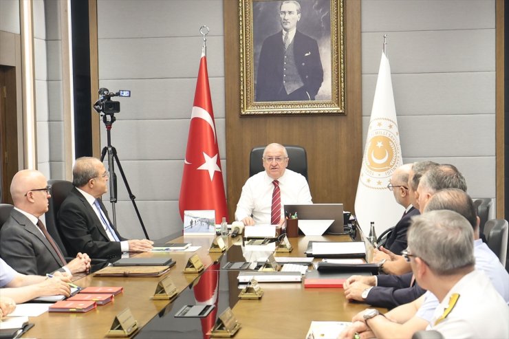 Bakan Güler, TSK komuta kademesi ve birlik komutanlarıyla video konferans toplantısında konuştu: