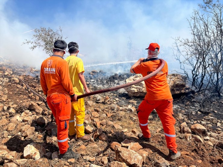 Gaziantep'in Nurdağı ilçesinde makilik alanda çıkan yangın söndürüldü