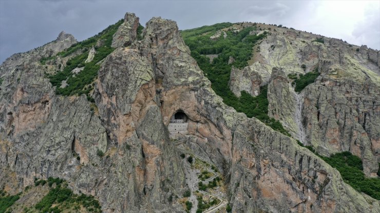 Şebinkarahisar'ın kültürel varlıkları geçmiş medeniyetlerin izlerini taşıyor