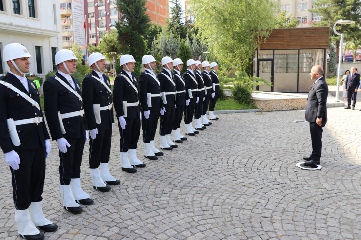 Elazığ Valisi Numan Hatipoğlu, görevine başladı