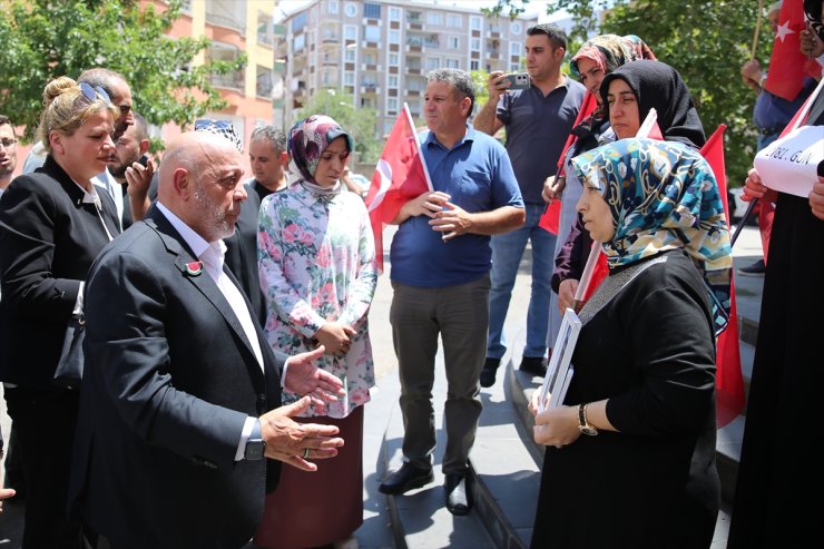 HAK-İŞ Genel Başkanı Arslan, Diyarbakır annelerini ziyaret etti: