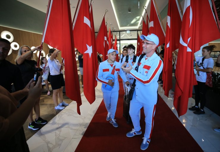 Artistik Cimnastik Erkek Milli Takımı, olimpiyatlar için Paris'e uğurlandı