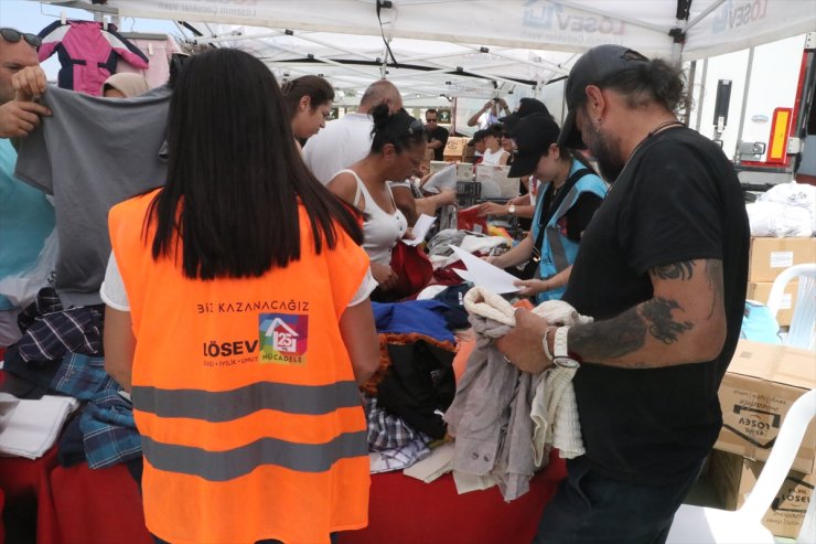 LÖSEV'in "İyilikler Tırı"ndan Hatay'daki hasta çocuklar ve ailelerine yardım