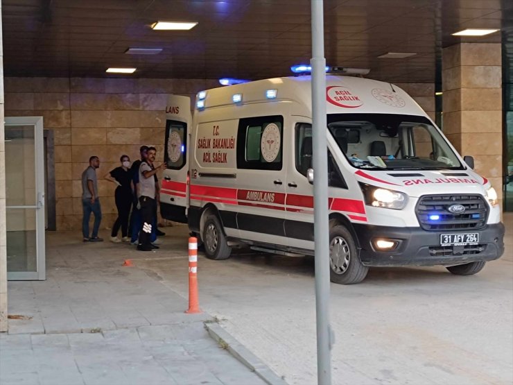 Hatay'da denize giren 2 kişi boğuldu