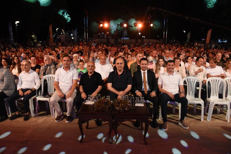 Ordu'da "TRT Sanatçıları Şehir Konserleri" düzenlendi