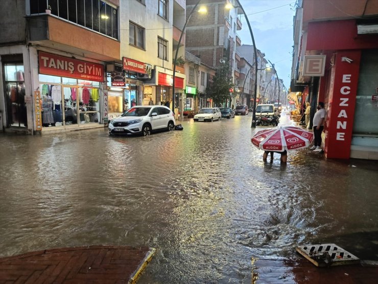 Giresun'da sağanak etkili oldu