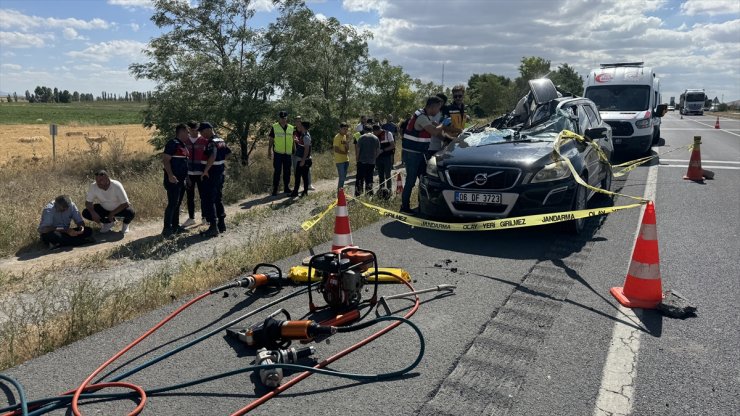 Kayseri'de trafik kazasında 2 kardeş yaşamını yitirdi