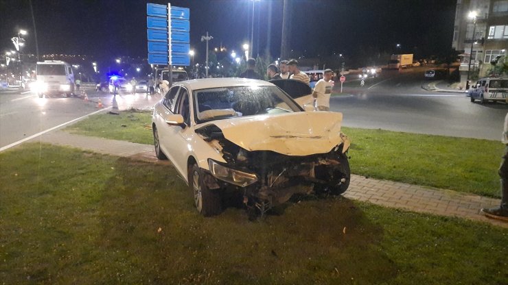 Sivas'ta trafik kazasında 4 kişi yaralandı