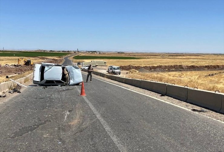 Diyarbakır'da iki otomobilin çarpıştığı kazada 4 kişi yaralandı