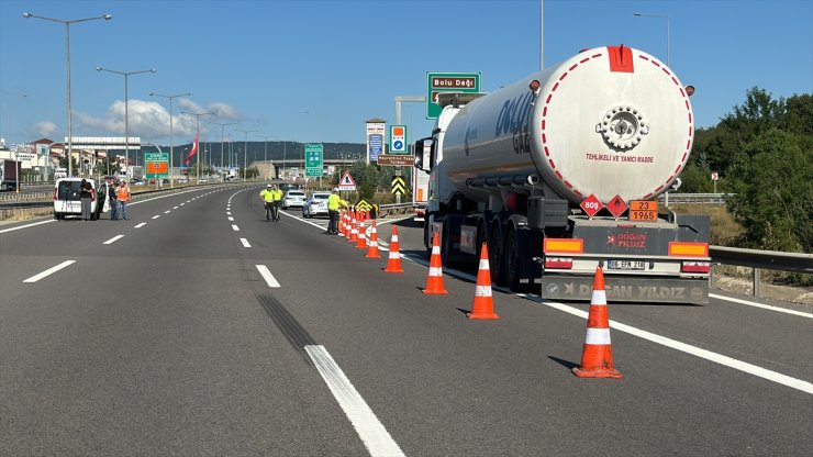 Bolu Dağı geçişinin İstanbul istikameti trafiğe kapatıldı