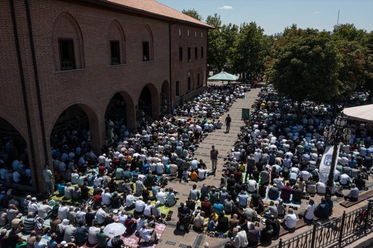 Ankara'da Hamas Siyasi Büro Başkanı Heniyye için gıyabi cenaze namazı kılındı