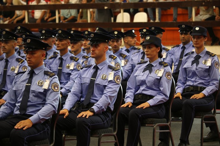 Kosova'da eğitimini tamamlayan 448 polis adayı mezun oldu