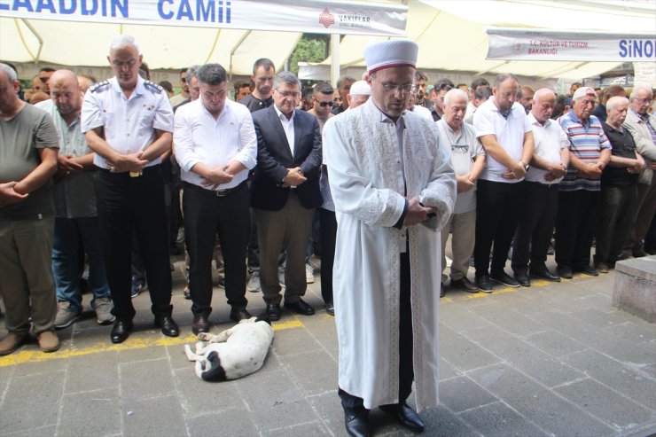 Samsun ve çevre illerde Heniyye için gıyabi cenaze namazı kılındı