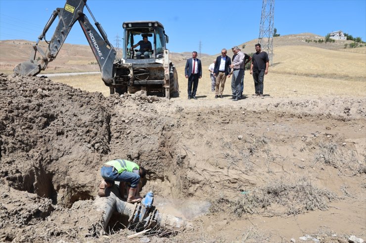 Sivas'ta içme suyu hattına matkapla zarar verildi