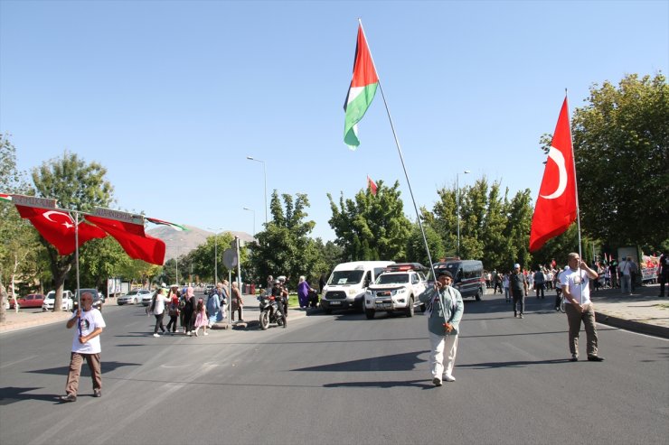 Heniyye suikastı Kayseri ve Niğde'de protesto edildi