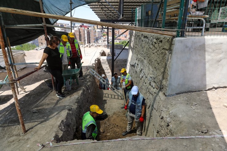 Diyarbakır'daki Amida Höyük'ün tarihte 3 kez yakıldığı analizle kesinleştirildi