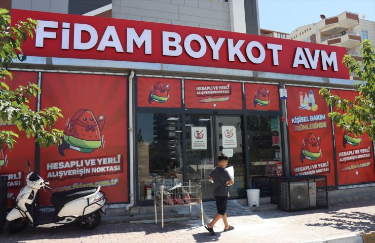 Şanlıurfa'da İsrail ürünlerini boykot etmek için açılan market farkındalık oluşturuyor