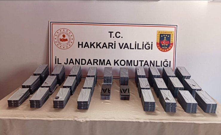 Hakkari'de gümrük kaçağı malzeme ele geçirildi