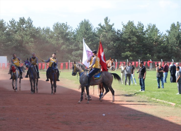 Erzurum'da düzenlenen 1. Karakucak Güreş Festivali sona erdi