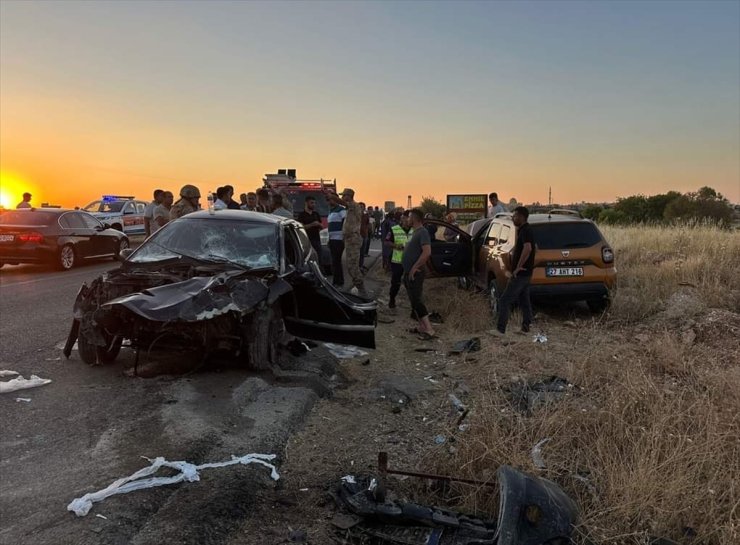 Mardin'de cip ile otomobilin çarpıştığı kazada 4 kişi yaralandı