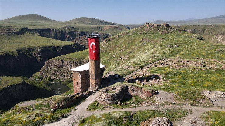 Kültür ve Turizm Bakanlığından Ani tarihi kentinin 960'ıncı fetih yıl dönümüne ilişkin paylaşım