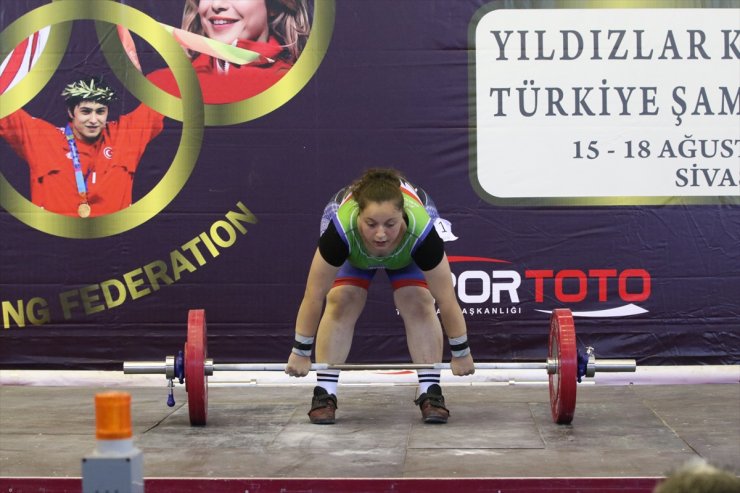 Yıldız Kulüpler Türkiye Halter Şampiyonası, Sivas'ta başladı