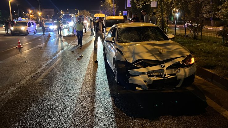 Kütahya'da otomobilin çarptığı iki kız kardeş öldü