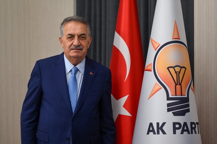 AK Parti yeni anayasa çalıştayı düzenleyecek