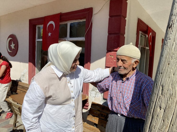 AK Parti'li Keşir'den, Bolu'daki yangın bölgesine ziyaret: