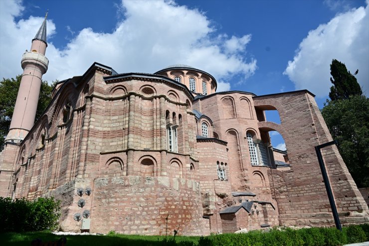 Kariye Camii'nde yabancı ziyaretçiler için yeni düzenleme başladı