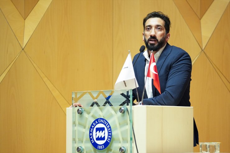 ABD'li yazar Nouman Ali Khan, İstanbul'da okurlarıyla buluştu