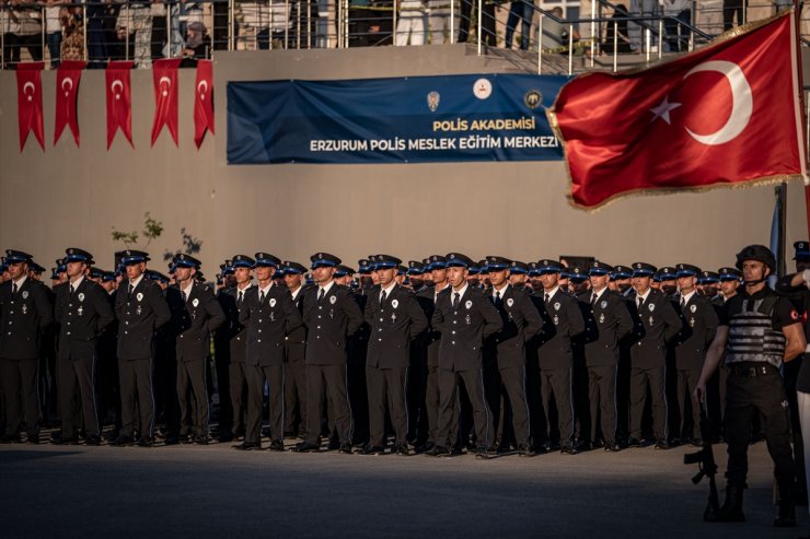 Erzurum'da eğitimini tamamlayan 393 polis adayı mezun oldu